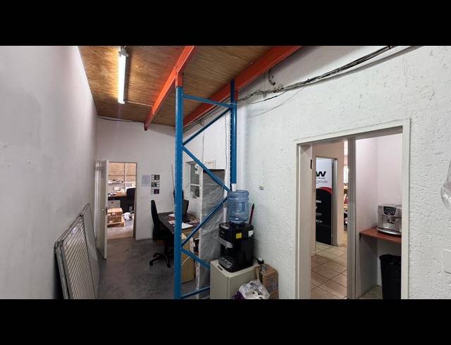 760M² WAREHOUSE FOR SALE IN EASTGATE